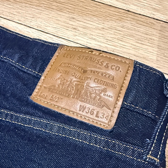 Levi’s 502 Slim Taper - 36x34 - Dark Wash - Picture 5 of 7